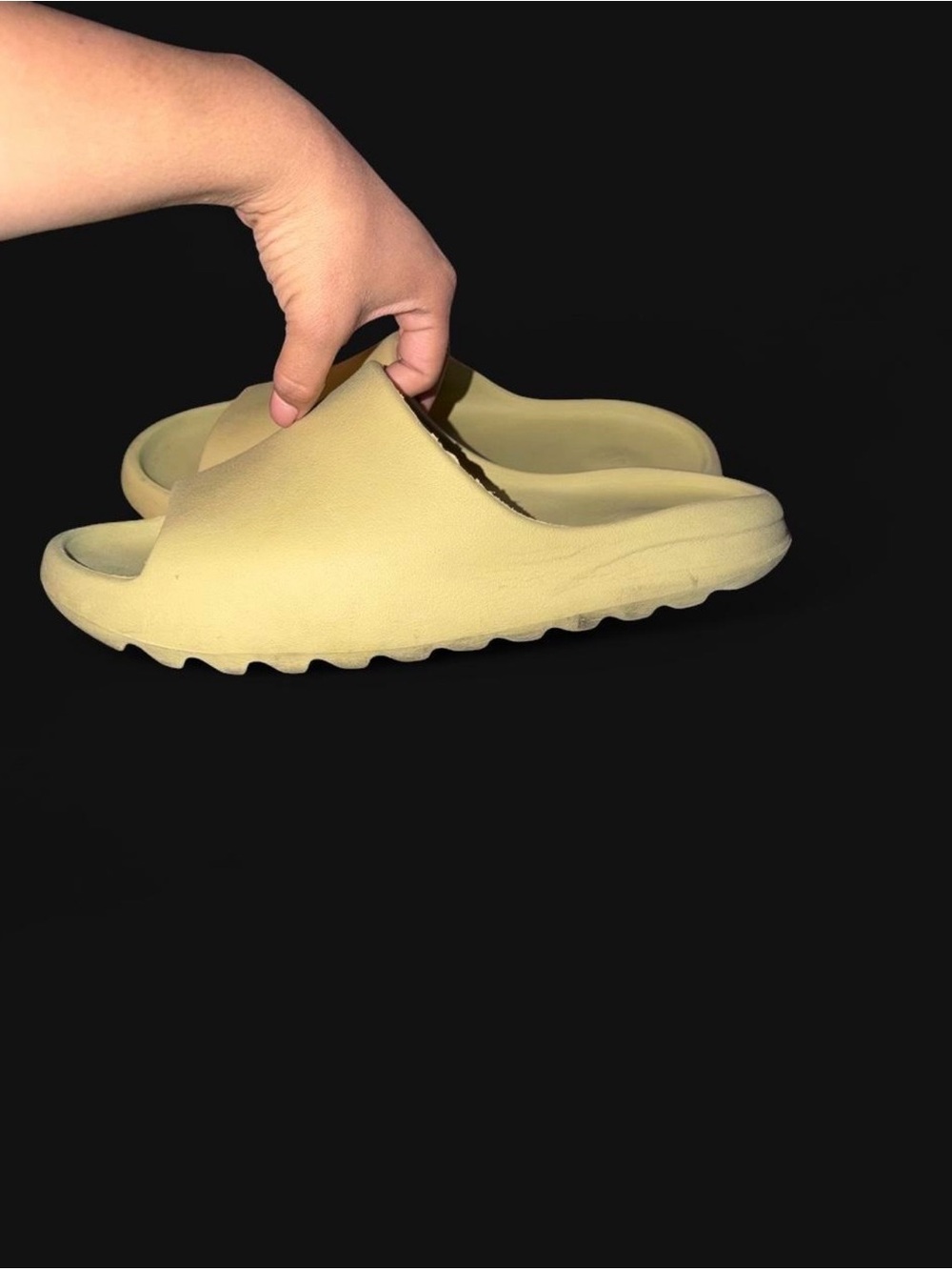 Men’s Yeezy slides